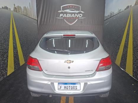 CHEVROLET Onix Hatch 1.4 4P FLEX LT, Foto 7