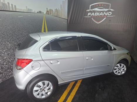 CHEVROLET Onix Hatch 1.4 4P FLEX LT, Foto 17