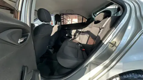 CHEVROLET Onix Hatch 1.4 4P FLEX LT, Foto 17