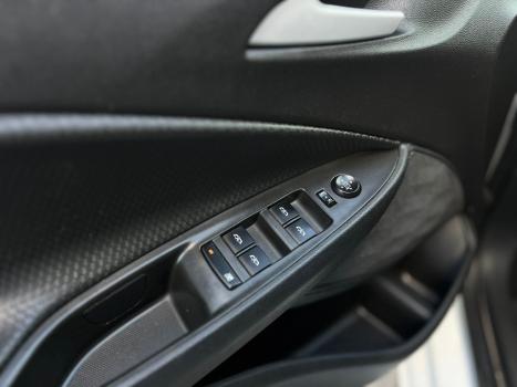 CHEVROLET Onix Hatch 1.0 4P FLEX LTZ TURBO AUTOM�TICO, Foto 12