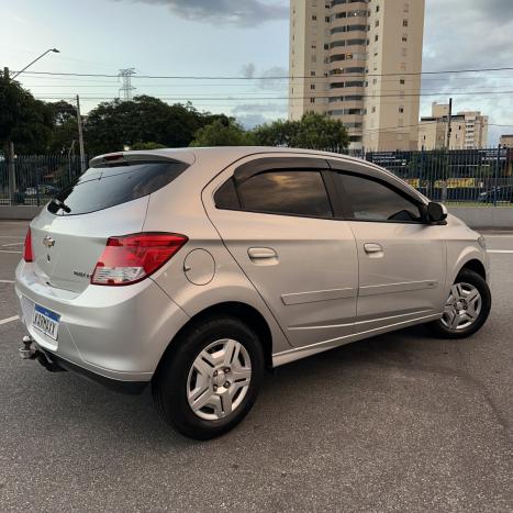 CHEVROLET Onix Hatch 1.0 4P FLEX LT, Foto 4