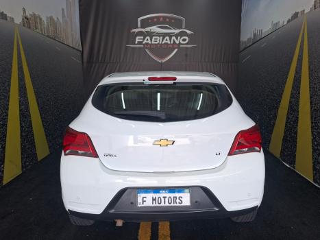 CHEVROLET Onix Hatch 1.4 4P FLEX LT, Foto 13