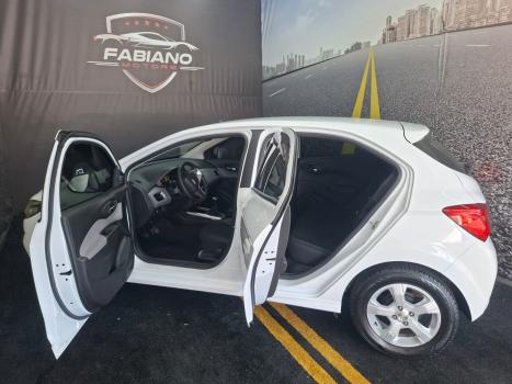 CHEVROLET Onix Hatch 1.4 4P FLEX LT, Foto 14