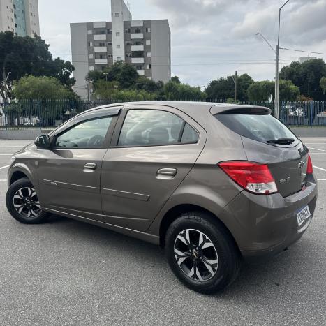 CHEVROLET Onix Hatch 1.0 4P FLEX LT, Foto 5