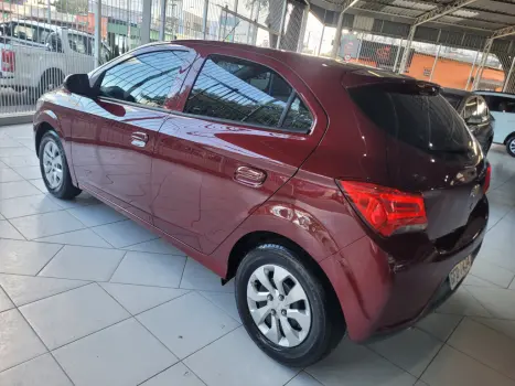 CHEVROLET Onix Hatch 1.4 4P FLEX LT, Foto 5