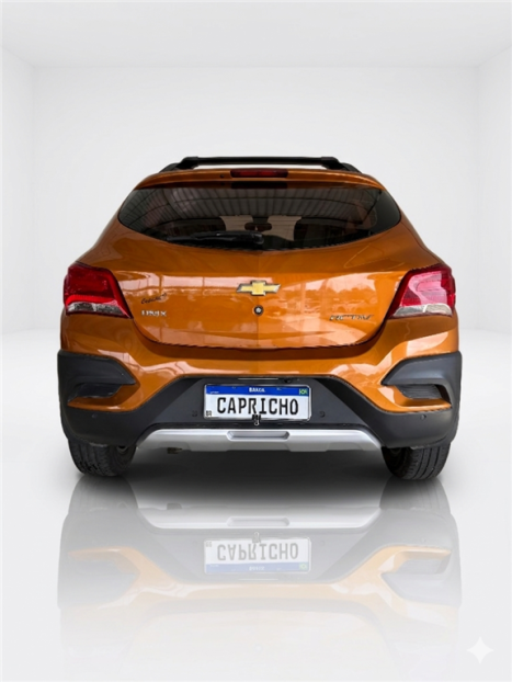 CHEVROLET Onix Hatch 1.4 4P FLEX ACTIV AUTOM�TICO, Foto 4