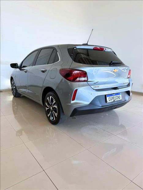 CHEVROLET Onix Hatch 1.0 12V 4P FLEX PREMIER TURBO AUTOM�TICO, Foto 3