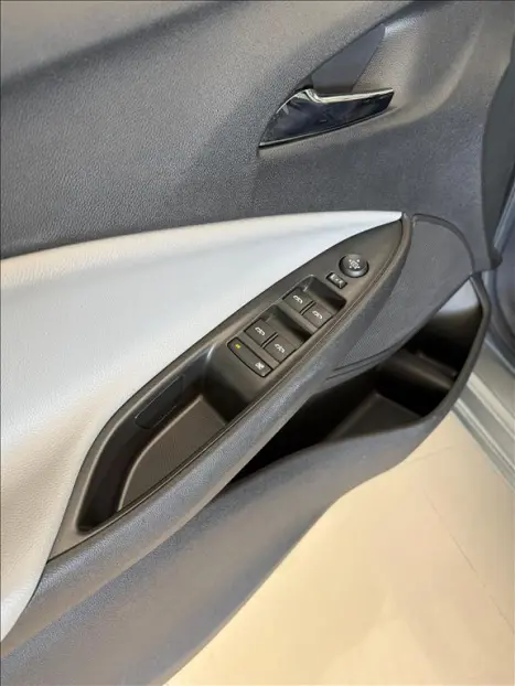 CHEVROLET Onix Hatch 1.0 12V 4P FLEX PREMIER TURBO AUTOM�TICO, Foto 8