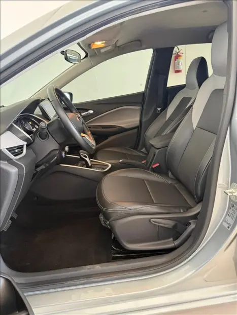 CHEVROLET Onix Hatch 1.0 12V 4P FLEX PREMIER TURBO AUTOM�TICO, Foto 9