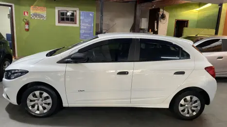 CHEVROLET Onix Hatch 1.0 4P FLEX JOY, Foto 4
