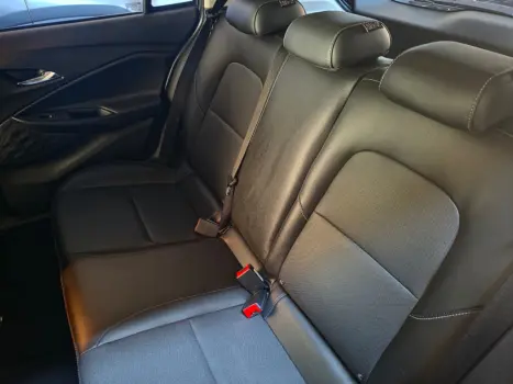 CHEVROLET Onix Hatch 1.0 12V 4P FLEX PREMIER 2 TURBO AUTOM�TICO, Foto 20