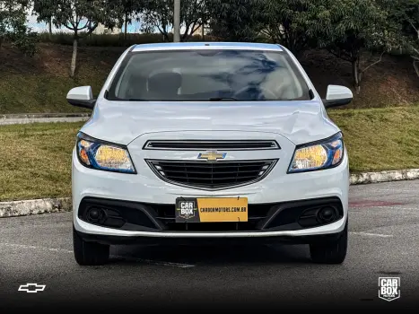 CHEVROLET Onix Hatch 1.4 4P FLEX LT, Foto 2