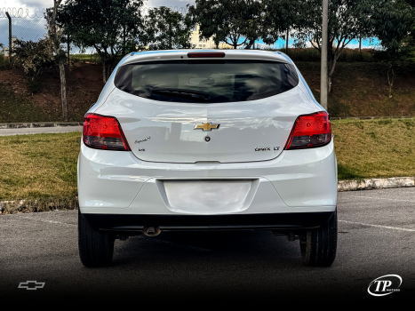 CHEVROLET Onix Hatch 1.4 4P FLEX LT, Foto 5