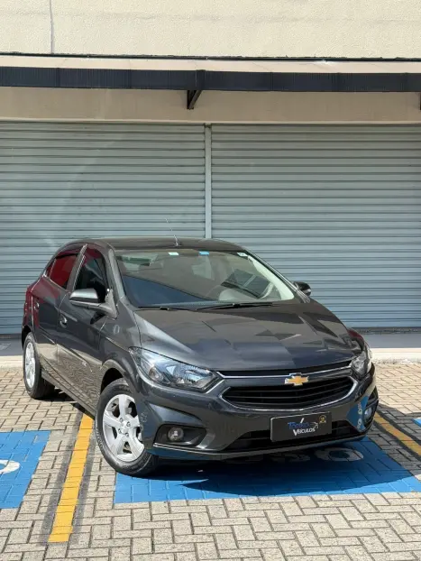 CHEVROLET Onix Hatch 1.4 4P FLEX LT AUTOM�TICO, Foto 2