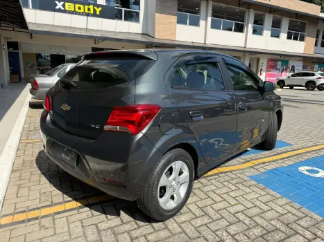 CHEVROLET Onix Hatch 1.4 4P FLEX LT AUTOM�TICO, Foto 7