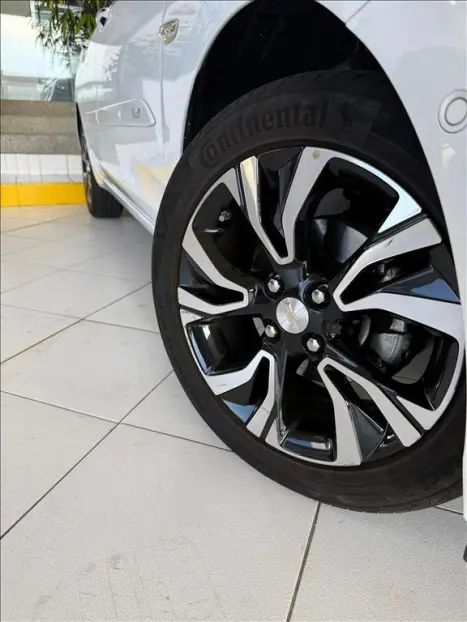 CHEVROLET Onix Hatch 1.0 12V 4P FLEX PREMIER TURBO AUTOM�TICO, Foto 2