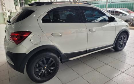 CHEVROLET Onix Hatch 1.4 4P FLEX ACTIV, Foto 6
