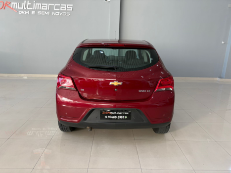 CHEVROLET Onix Hatch 1.4 4P FLEX LT, Foto 5