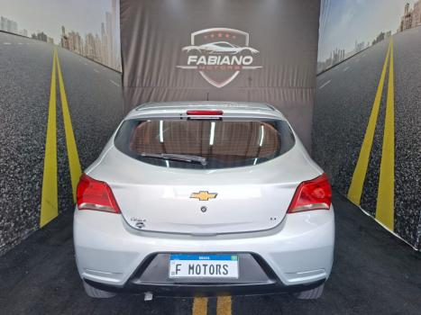 CHEVROLET Onix Hatch 1.0 4P FLEX LT, Foto 4