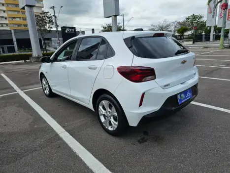 CHEVROLET Onix Hatch 1.0 12V 4P FLEX LTZ TURBO, Foto 9