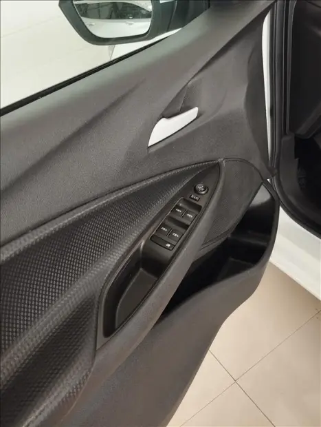 CHEVROLET Onix Sedan 1.0 12V 4P FLEX LT PLUS TURBO, Foto 9