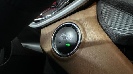 CHEVROLET Onix Sedan 1.0 12V 4P FLEX PREMIER 2 TURBO AUTOM�TICO, Foto 7