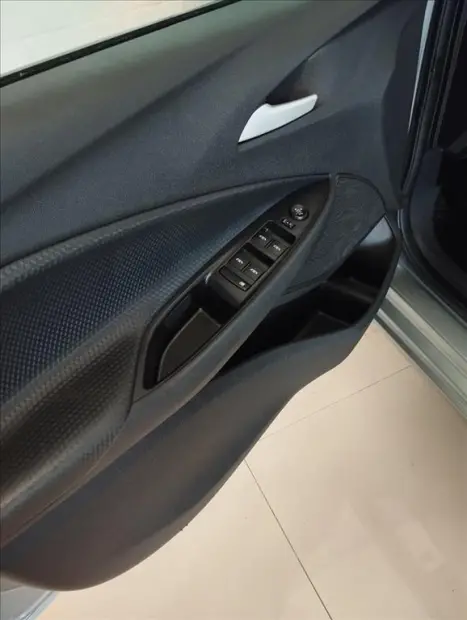 CHEVROLET Onix Sedan 1.0 12V 4P FLEX LT PLUS TURBO, Foto 8