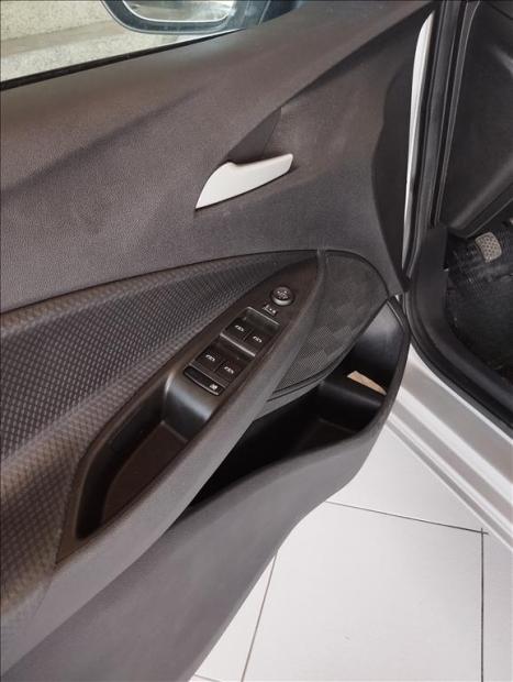 CHEVROLET Onix Sedan 1.0 12V 4P FLEX LT PLUS TURBO, Foto 9