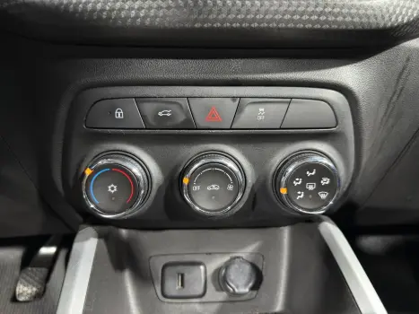 CHEVROLET Onix Sedan 1.0 12V 4P FLEX LTZ PLUS TURBO, Foto 13