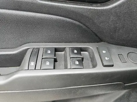 CHEVROLET S10 2.5 FLEX ADVANTAGE CABINE DUPLA, Foto 9