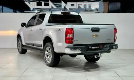 CHEVROLET S10 2.8 16V LTZ CABINE DUPLA 4X4 TURBO DIESEL AUTOM�TICO, Foto 4