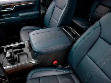 CHEVROLET Silverado 5.3 V8 1500 HIGH COUNTRY CABINE DUPLA 4X4 AUTOMTICO, Foto 10