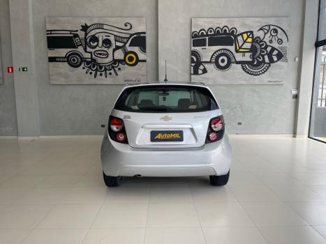 CHEVROLET Sonic Hatch 1.6 16V 4P LT FLEX, Foto 8