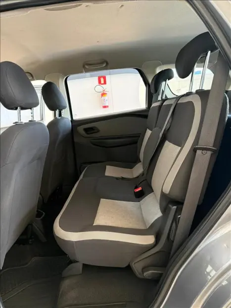 CHEVROLET Spin 1.8 4P FLEX ADVANTAGE AUTOM�TICO, Foto 18