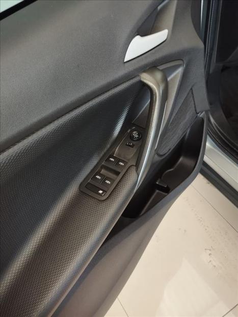 CHEVROLET Tracker 1.0 12V 4P FLEX TURBO LTZ AUTOM�TICO, Foto 9