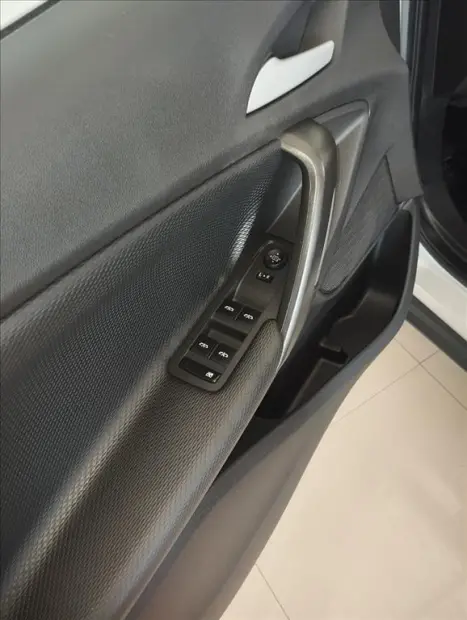 CHEVROLET Tracker 1.0 12V 4P FLEX TURBO LT AUTOM�TICO, Foto 8