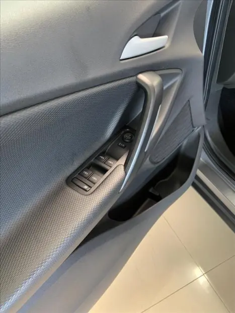 CHEVROLET Tracker 1.0 12V 4P FLEX TURBO LT AUTOMTICO, Foto 9