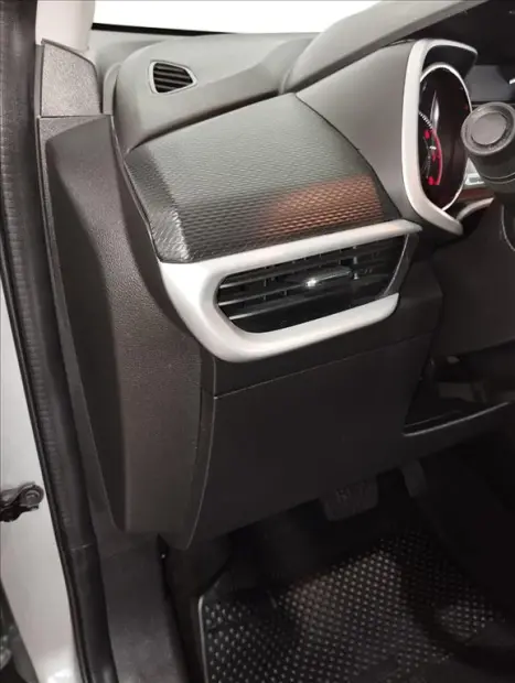 CHEVROLET Tracker 1.0 12V 4P FLEX TURBO AUTOM�TICO, Foto 11