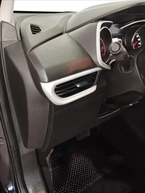 CHEVROLET Tracker 1.0 12V 4P FLEX TURBO AUTOM�TICO, Foto 11