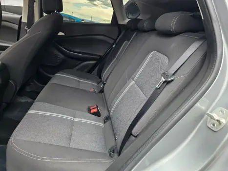 CHEVROLET Tracker 1.0 12V 4P FLEX TURBO LT AUTOM�TICO, Foto 10