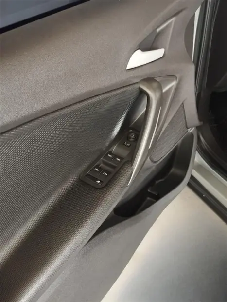 CHEVROLET Tracker 1.0 12V 4P FLEX TURBO LT AUTOM�TICO, Foto 8