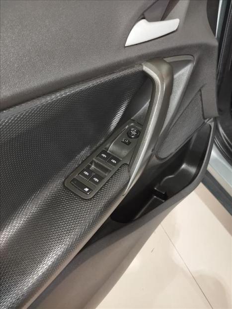 CHEVROLET Tracker 1.0 12V 4P FLEX TURBO AUTOM�TICO, Foto 9