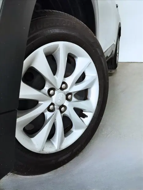 CHEVROLET Tracker 1.0 12V 4P FLEX TURBO AUTOM�TICO, Foto 8