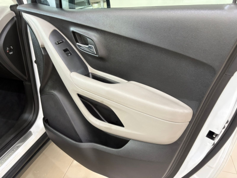 CHEVROLET Tracker 1.8 16V 4P FLEX LTZ AUTOM�TICO, Foto 12