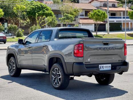 DODGE Ram 5.7 V8 REBEL CABINE DUPLA 4X4 AUTOMÁTICO, Foto 6 DODGE Ram 5.7 V8 REBEL CABINE DUPLA 4X4 AUTOMÁTICO, Foto 6