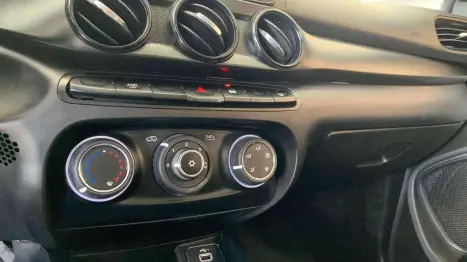 FIAT Argo 1.0 4P FLEX FIREFLY DRIVE, Foto 9