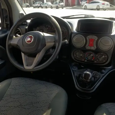 FIAT Doblo 1.8 16V 4P FLEX ESSENCE 7 LUGARES, Foto 6