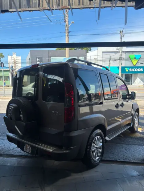 FIAT Doblo 1.8 16V 4P FLEX ADVENTURE 6 LUGARES, Foto 9