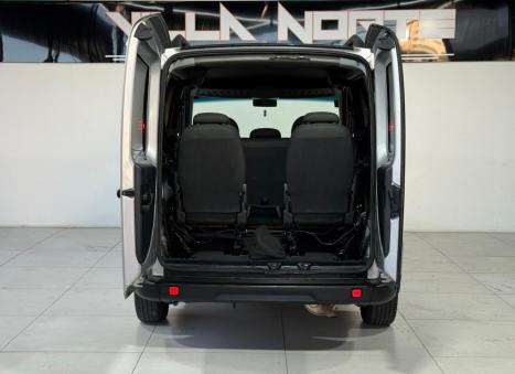 FIAT Doblo 1.8 16V 4P FLEX ESSENCE 7 LUGARES, Foto 6