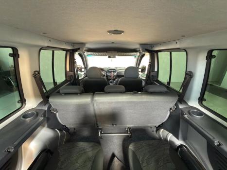 FIAT Doblo 1.8 16V 4P FLEX ESSENCE 7 LUGARES, Foto 9